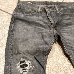 505 distressed Levis
